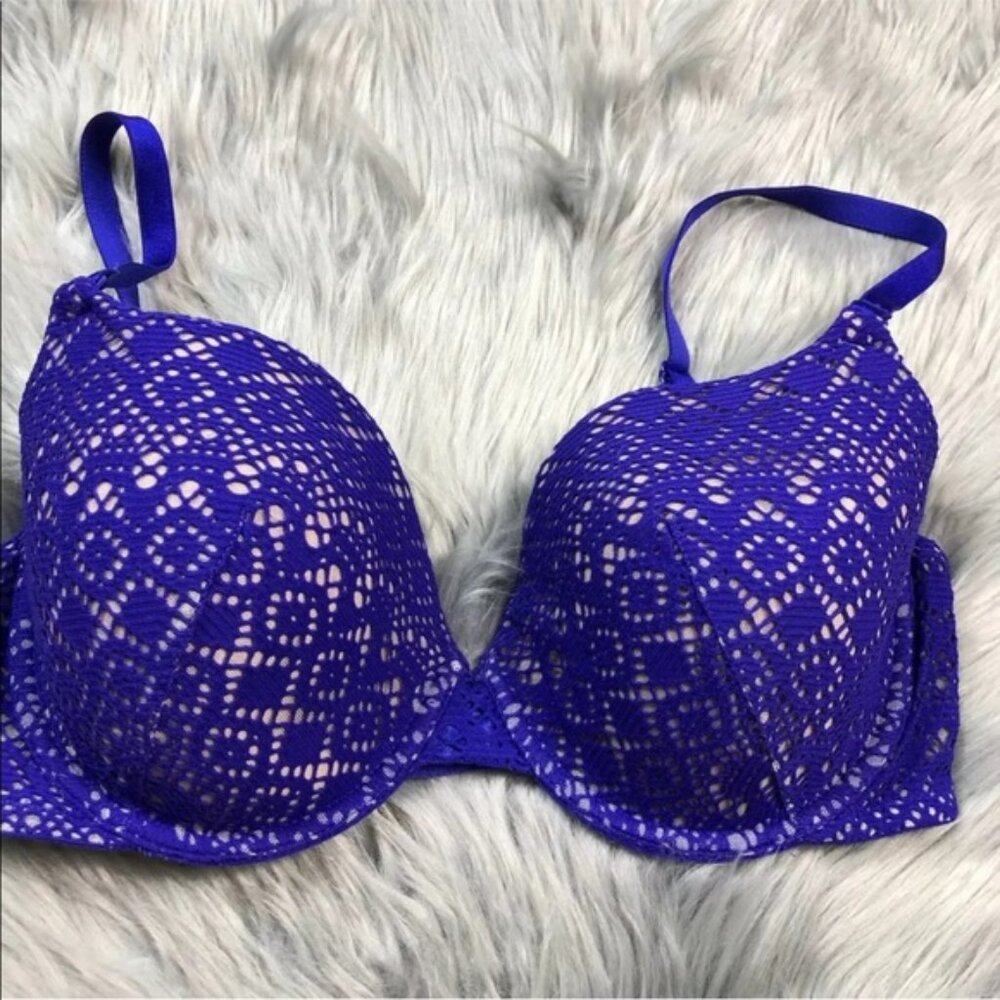 Victoria’s Secret Lined Demi Purple Lace Bra 34DD
